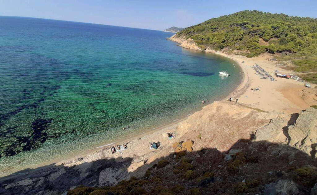 Yunanistan'ın saklı koyları ve plajları