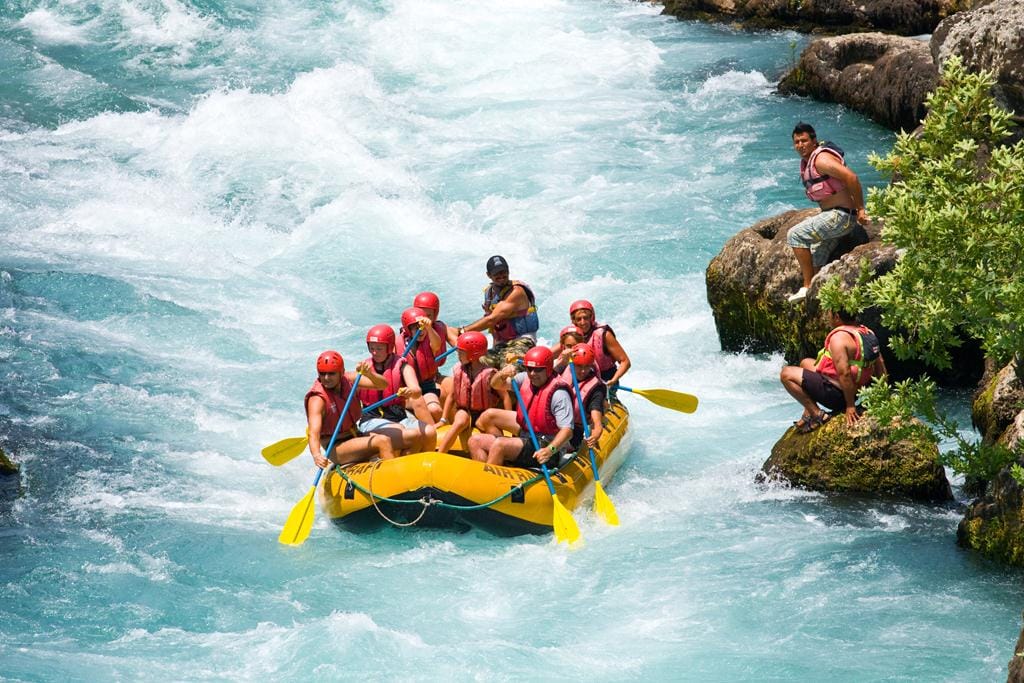 Dalaman nehri beyaz su rafting