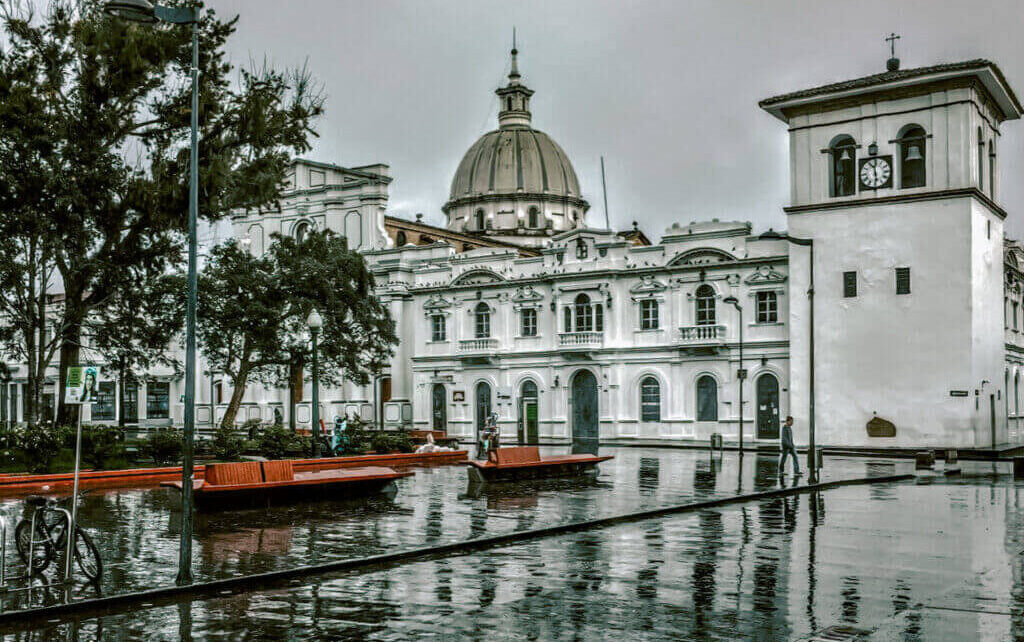 South america cities to visit with better budget